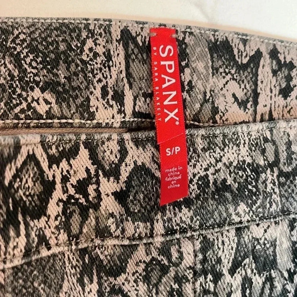 SPANX Snakeskin Python Jean Ankle Leggings S - Picture 10 of 10